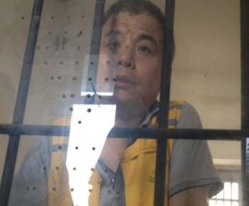 广东两记者涉嫌敲诈受贿案开庭两被告当庭翻供​