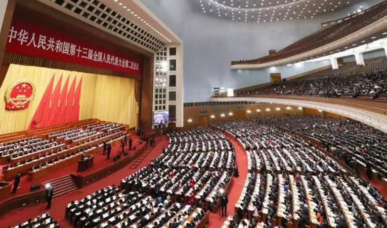 超重磅！房地产税是真的要来了！房企股票纷纷大跌，影响亿万人！