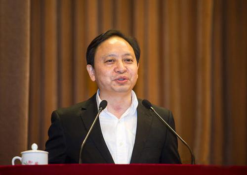 花样行贿、送钱炒股……上市公司老板失踪一年，竟然是坐牢去了