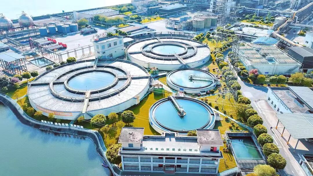 川西南崛起：隐形的翅膀