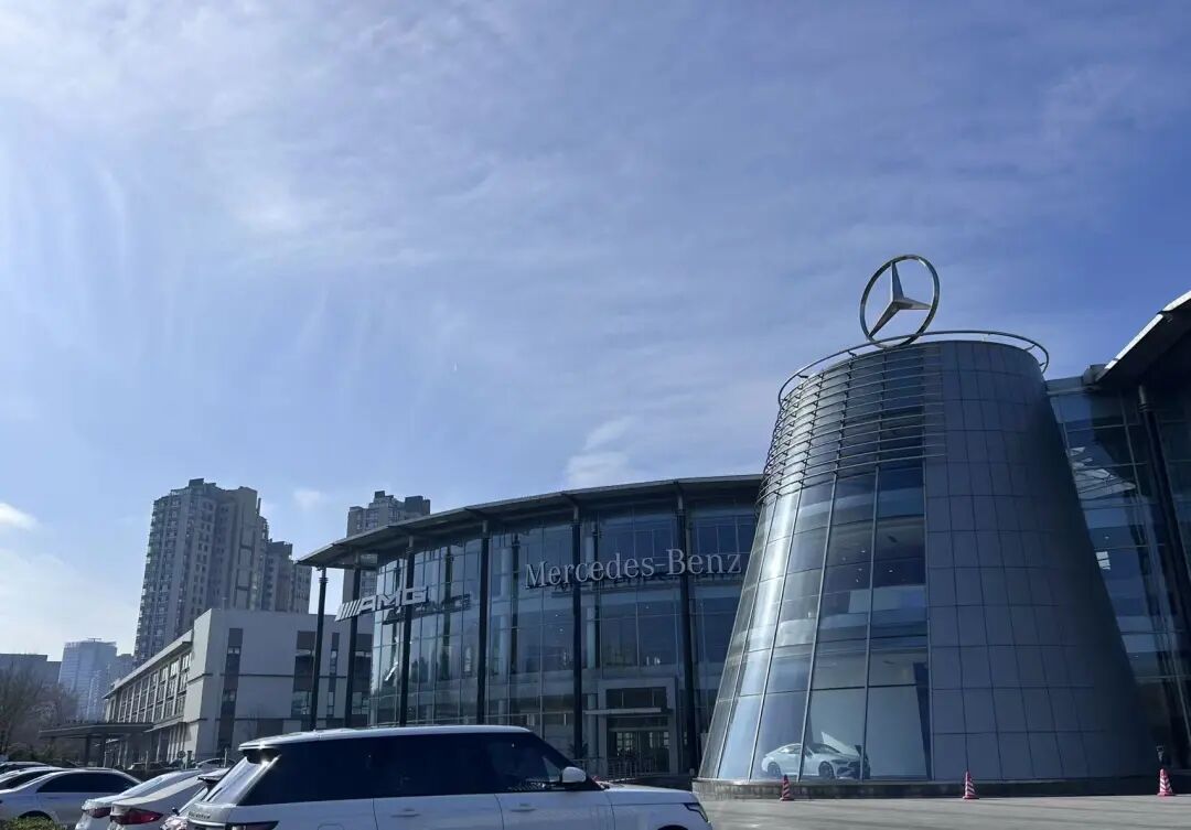 宝马降价后，奔驰下调指导价？实探北京4S店：仅部分车型，终端价格目前没变