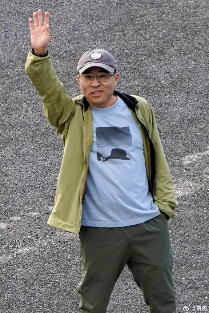 《华夏时报》记者王潇雨离世，2月7日仍有作品发表