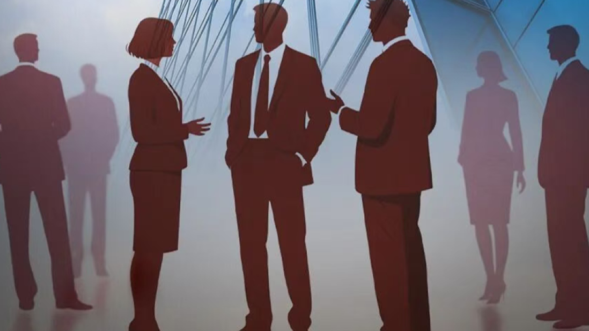 王思聪做“小生意”，郑裕彤长孙闯迪拜，“新贵老钱”如何破局？